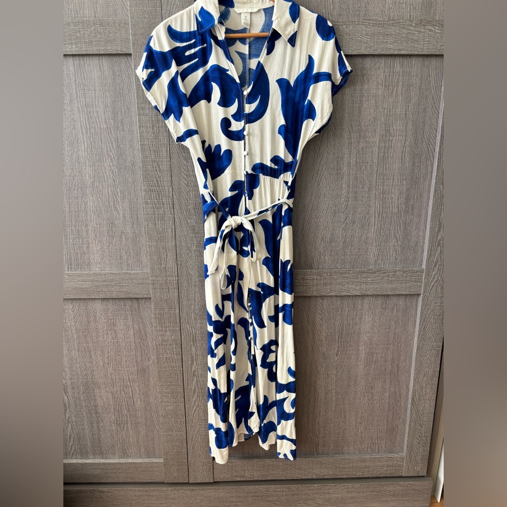 H&M Blue and Cream Floral Maxi Dress